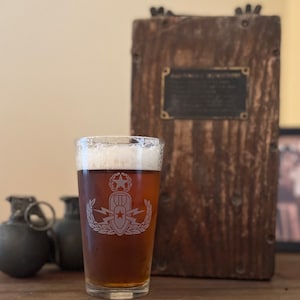 EOD Crab Pint Glass