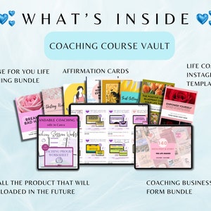 Op de afbeelding: Een digitale coachingcursuskluis met een roze en blauwe kleurstelling. De kluis bevat 29 kant-en-klare life coachingbundels, bevestigingskaarten, Instagram-posttemplates voor life coaches en een coaching-businessformulierbundel. De tekst "WHAT'S INSIDE" en "COACHING COURSE VAULT" wordt bovenaan de afbeelding weergegeven.