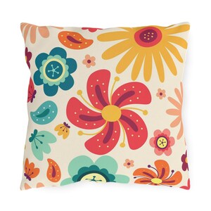 Floral Pillow Cover: Colorful Flower Pattern, Decorative Cushion