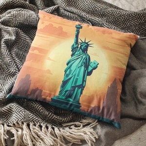 USA Liberty Pillow, Liberty Pattern Decorative Cushion Covers, Statue of Liberty Printed Throw Pillow by Homeezone