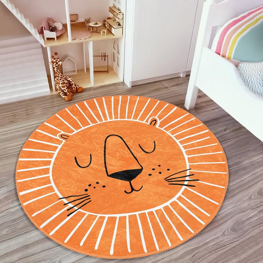 Lion Pattern Kids Rug, Nursery Room Lion Printed Area Rug, Animal Decoration Washable Circle