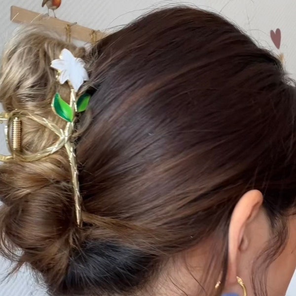 Hair clips, hair accessories, hair claw, gold or silver white flower, lily of the valley, for her