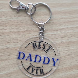 Father&#39;s Day Keychains - Personalised Name Keyrings for Dad - Best Dad Ever