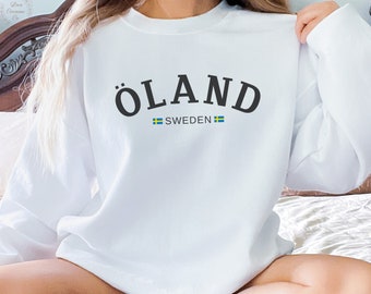 Öland Sweden Sweatshirt Gift for Travel Lover, Womens Stylish Swedish Vacation Shirt, Mens Ancestry Trip Crewneck, Nordic Souvenir Memento