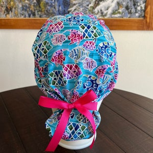 Fish Print Ponytail Scrub Cap: Optional Satin Lining & Mask Buttons