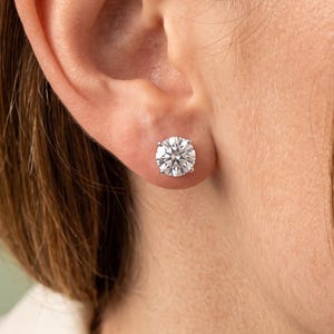 Round Moissanite Stud Earrings/ Colorless Moissanite Wedding Earrings/ Solitaire Moissanite Engagement Earrings/ 14K Solid Gold Earrings