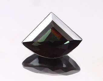 Green Paraiba Tourmaline Gemstone: 5 Ct Fancy Cut Loose Stone