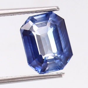 AAA Ceylon Blue Sapphire: 5 Ct Radiant Cut Gemstone