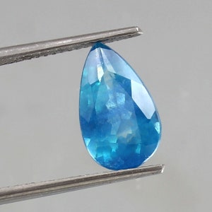 Parti Sapphire: 4 Ct Blue Green Pear Cut Ceylon Gemstone