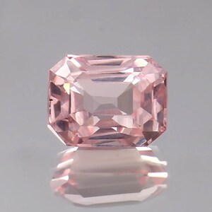 AAA Pink Madagascar Morganite Radiant Cut Gemstone, 3 Ct