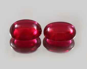 Coppia di cabochon di rubino birmano: pietra preziosa impeccabile AAA, 39 carati, 12x15x7 mm