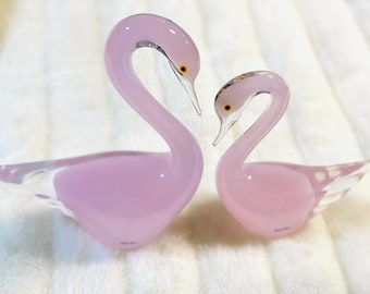 Pair of SWANS by Multi Glass Japan~ Rare Vintage hand blown glass Pair Swans made in Japan. Home decoration, Collectible, Figurine