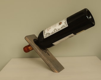 Portabottiglie personalizzato in compensato Balance - Regalo di vino unico
