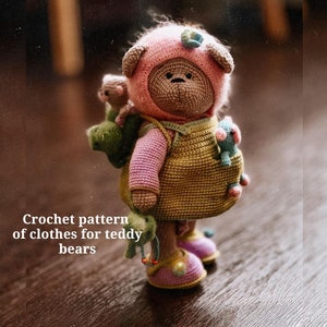 Crochet clothing pattern for a Teddy bear. Queen crochet costume for Teddy bear.