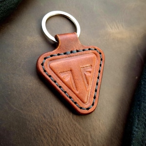 Leather Motorcycle Keychain British Union Jack Handmade | Personalized Gift | Custom Free Engraving ! Triumph