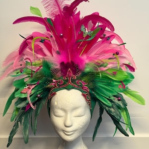 Headpiece &#39;carnaval in Rio&#39; green/pink, hoofddeksel &#39;carnaval in Rio&#39; groen/roze