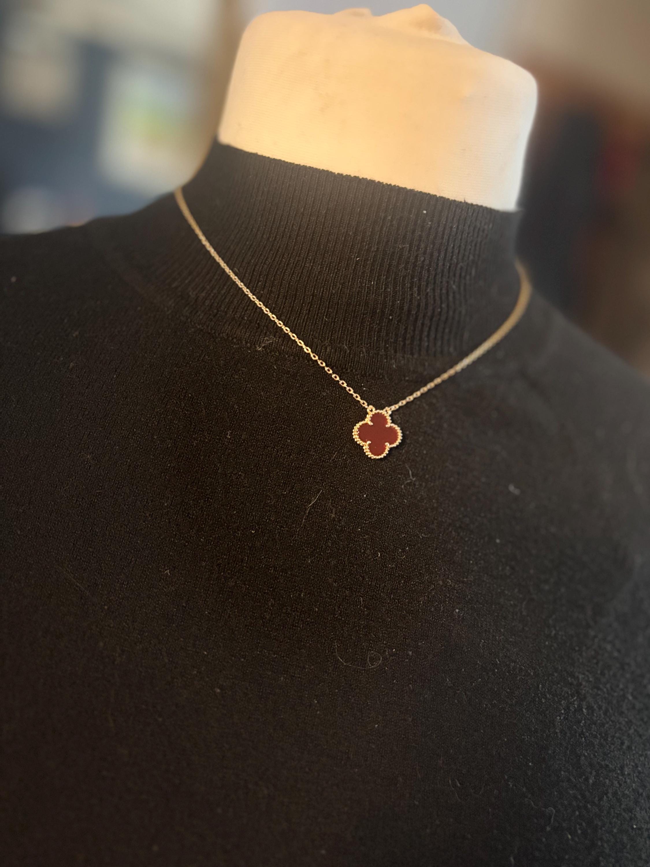 Red Four Leaf Clover Pendant on 18k gold plated S925 Silver Necklace 18 inch. Style Of Van Cleef