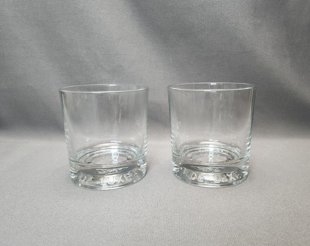 Buchanan's Deluxe Scotch Whiskey Glasses Embossed Base Set of 2 Old