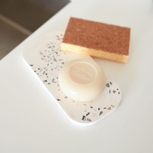 Diatomite soap dish