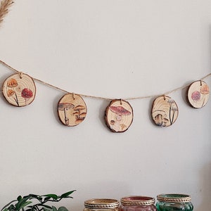 Mushroom Bunting Garland Nature Boho Home Wall Decor | Rustic Homeware Kitchen Bedroom Dorm Decoration Banner | Kids Bedroom Womens Gift