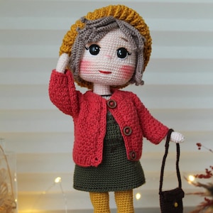 Crochet Amigurumi Doll: Handmade Cotton Toy with Removable Clothes