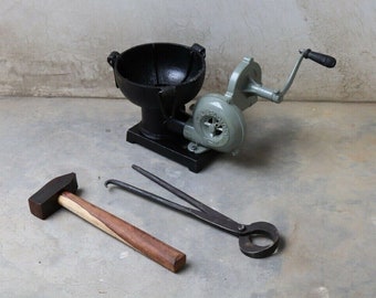 Hand Blower Pedal Type Handle With Heavy Hammer Tong Forging Knife Making