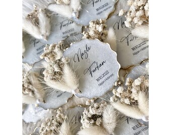 Personalized Wedding Favor Magnet: Dried Flower Epoxy Bridal Shower Gift