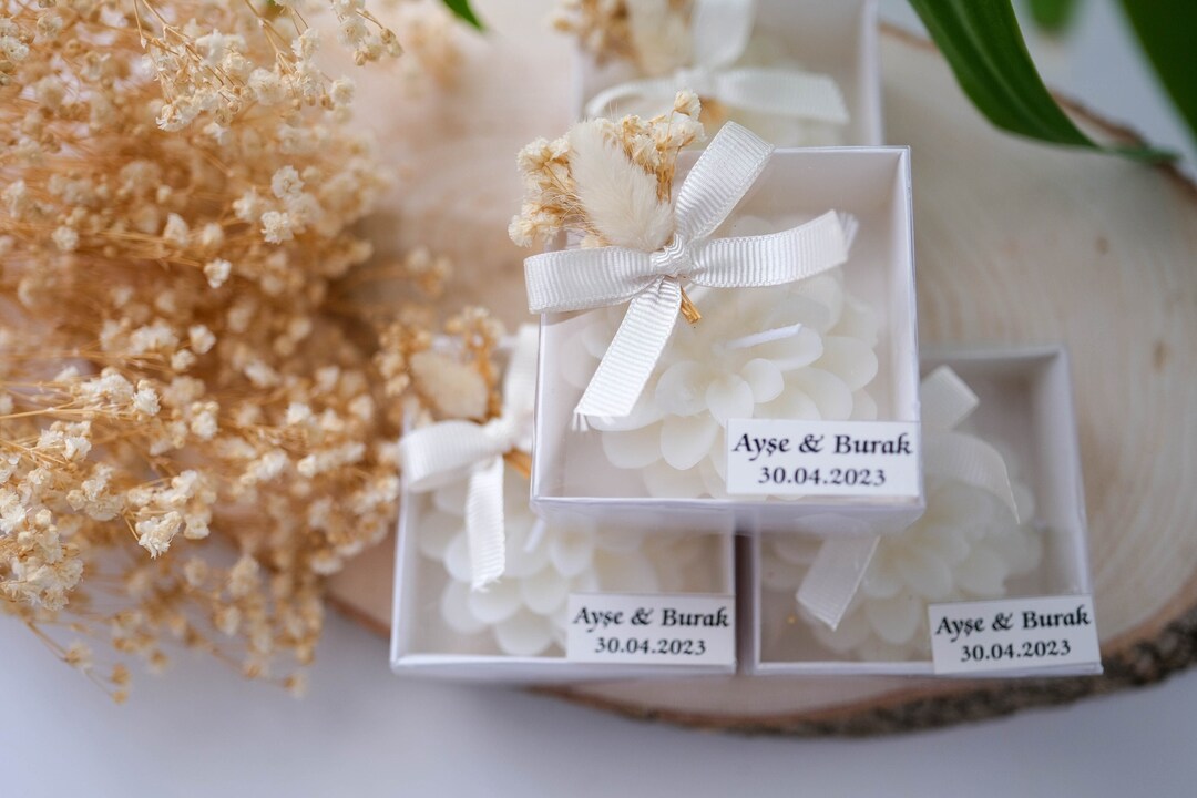 Personalized Wedding Candle Favors Gift for Guest, Scented Lotus ...