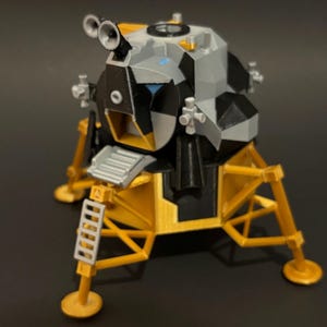 3D Printed Apollo Lunar Lander Model: Space Collectible Display