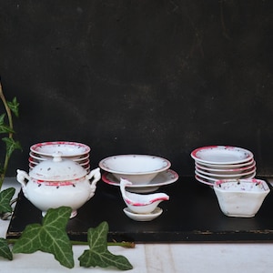 Antikes Puppenhaus Miniatur Porzellan Geschirr Service Porcelain de Paris 19th Century 1:16