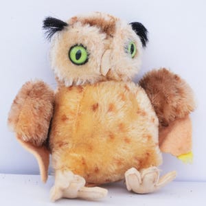 Mohair-Spielzeug Steiff Wittie Eule mit Knopf