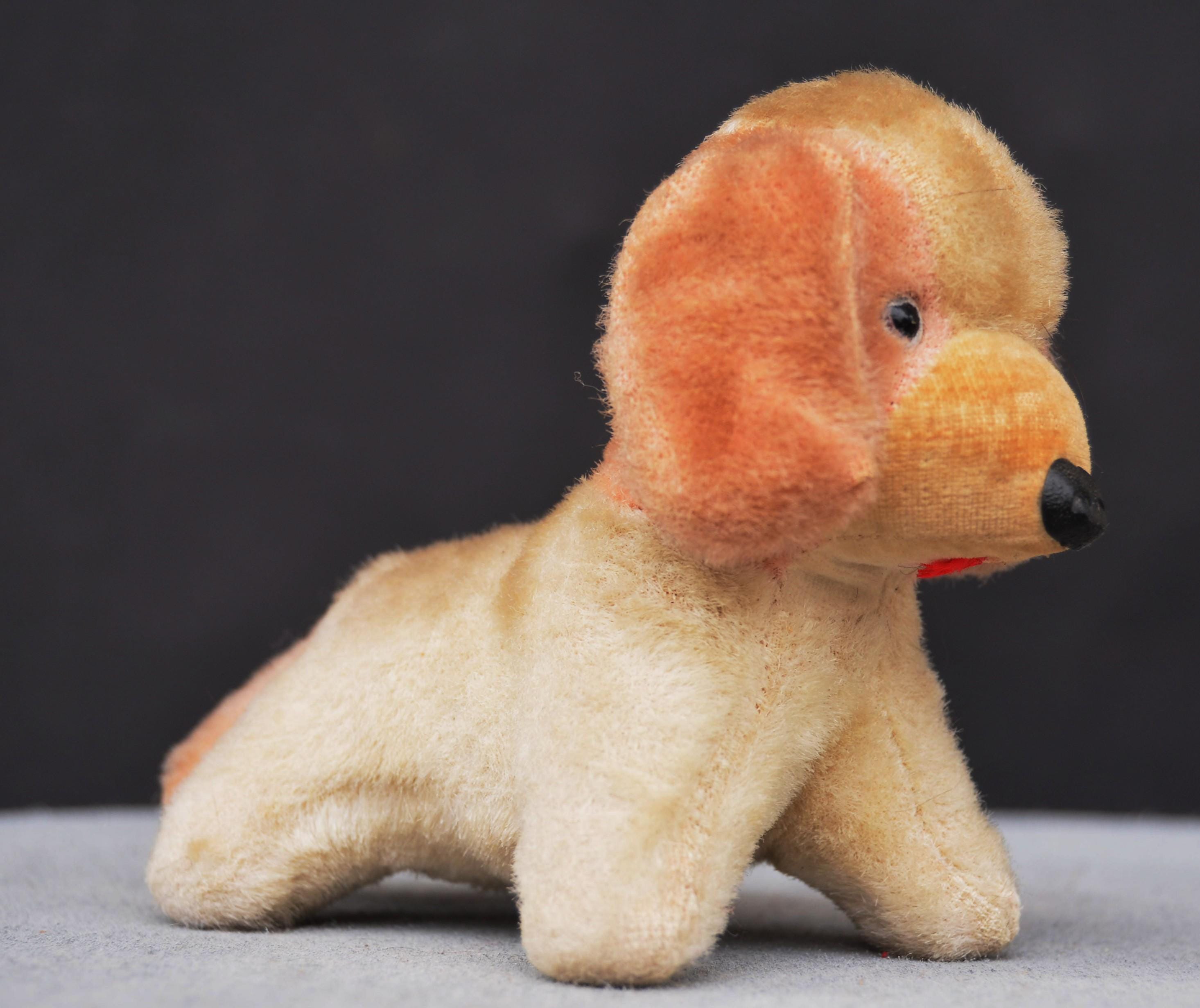ヴィンテージのぬいぐるみ子犬：1960年代の藁詰めおもちゃ - Etsy 日本