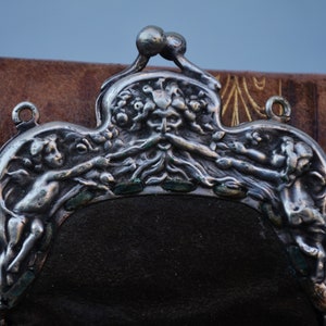 Antike c.1910 Jugendstil Silber Mesh umgewandelt In Leder Geldbörse mit Cherubs