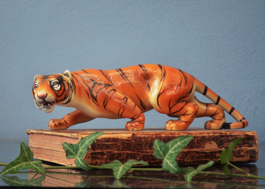 Schleichender Tiger Porcelain Figurine Tomasch Wien Austria Etsy