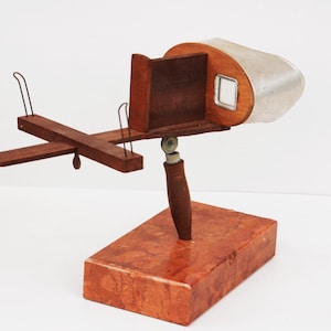 Antique Wooden Handheld Stereo Viewer / Stereoscope 1900