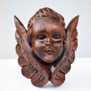 Antiker italienischer Engel Putti Geflügelter Puttenkopf aus Hartholz Geschnitzt