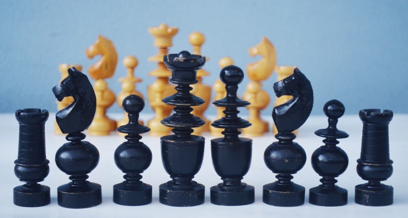 Regency Chess Set in Original Box 3.27
