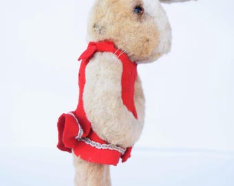1950年代に作られたシュコー・ヘギ・ビゴ・ベロのぬいぐるみウサギ