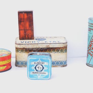 Lot of 6 vintage Tin Boxes with Advertising Cote D'or  Le Bon Chocolat Belge Queen Astrid Fritz Troger Vielau bei Zwickau 1930 s