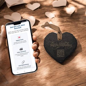 Schiefer-Herz 7×7cm „Happy Birthday“ lasergraviert + QR-Code für digitale Grüße
