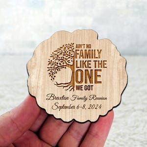 Personalized Family Reunion Wooden Magnet Favor, Custom Fridge Magnet Gift, Party Favor Keepsake for Family Gatherings, Reunion Memory