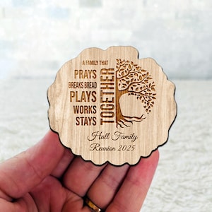 Personalized Family Reunion Wooden Magnet Favor, Custom Fridge Magnet Gift, Party Favor Keepsake for Family Gatherings, Reunion Memory
