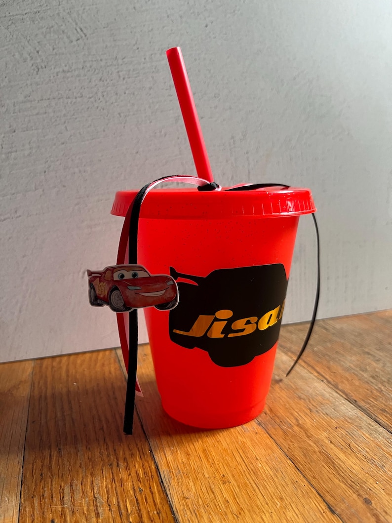 Vasos para fiestas de Lightning McQueen Cars, vasos personalizados con diseño de coche de carreras. imagen 2
