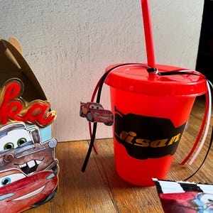 Vasos para fiestas de Lightning McQueen Cars, vasos personalizados con diseño de coche de carreras. imagen 3