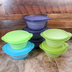 Set of 7 Vintage Tupperware Flat Out Bowls | 1990s Space Saving Collapsable Food Savers with Lids | Style #5452A & 5453A