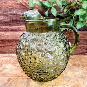 Vintage 1960s Anchor Hocking Lido Milano Avocado Green Crinkle Glass Ball Pitcher | 96 ounces