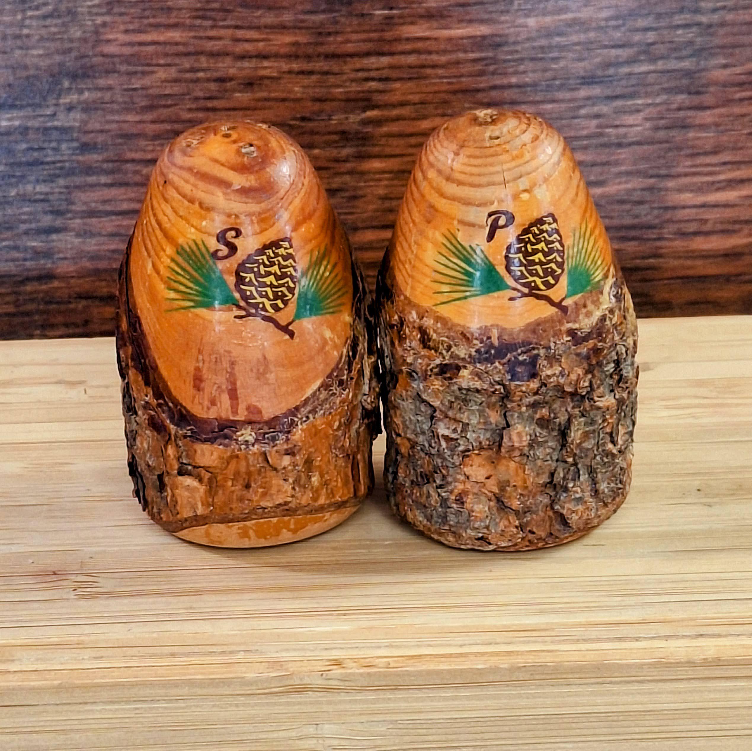 Vintage 1940s Collectible Salt and Pepper Shakers | Barrel