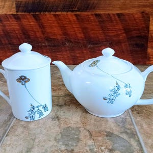 Vintage Japanese Teapot and Mug Set | East Meets West Kite Design by Nikko