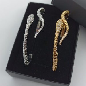 18K Gold Plated Diamond Snake Snake Bracelet For Women Unisex Luxury  Jewelry For Birthday, Wedding, And Party From Elegantmaria, $30.65