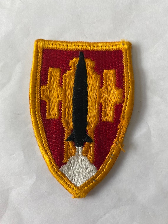 US Army Artillery & Missile School Patch 0180 Gem